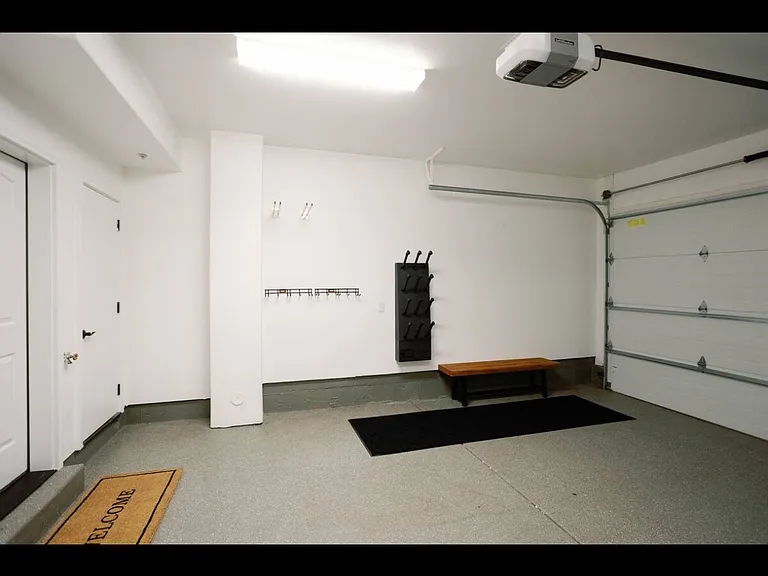 967 W Deep Powder Ct — Photo 4