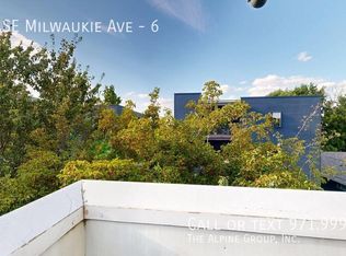 4318 SE Milwaukie Ave #6, Portland, OR 97202
