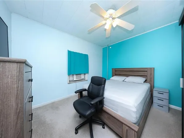 1813 Bay Ridge Avenue image 15 of 31