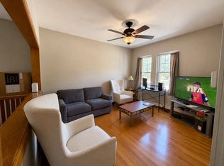 101 Farragut Rd #1R, Boston, MA 02127