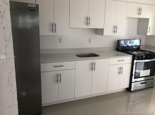 1945 NW 4th St #0, Miami, FL 33125