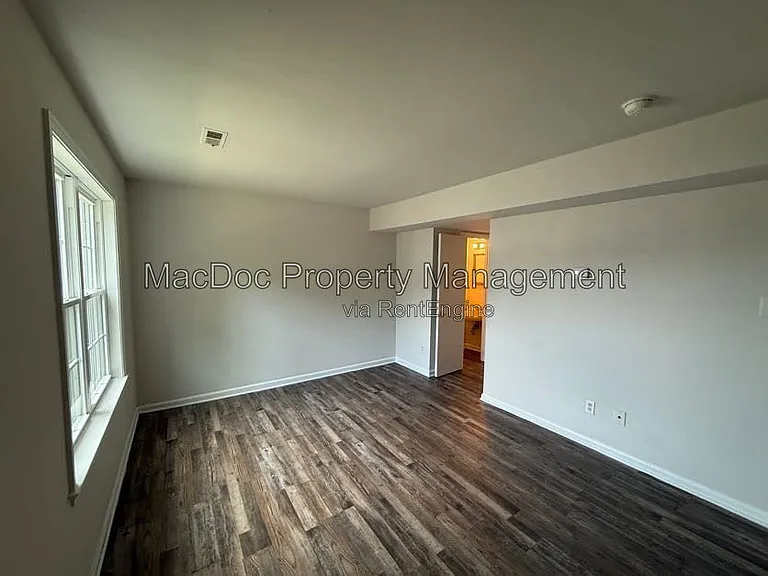 400 Rann Ct — Photo 3