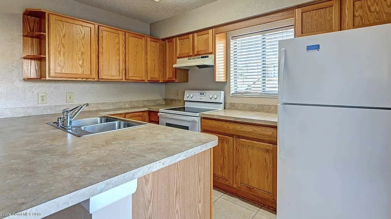 4103 Stock Ave — Photo 3