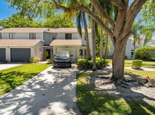1615 Woodbridge Lakes Cir, West Palm Beach, FL 33406