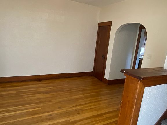 5th image of 1544 Constance Ave