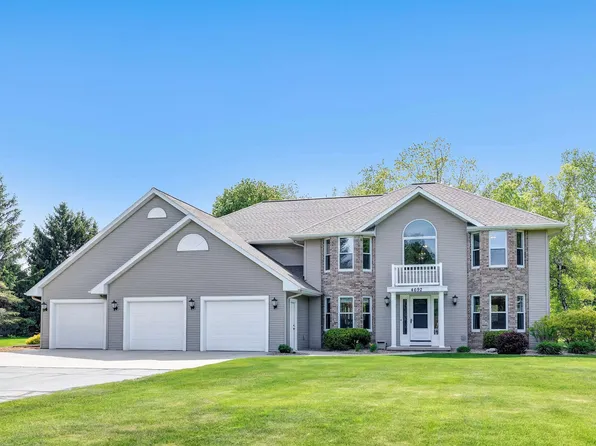 4692 Clear View Ln, Oneida, WI 54155
