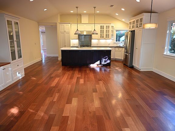 2nd image of 561 Hilbar Ln