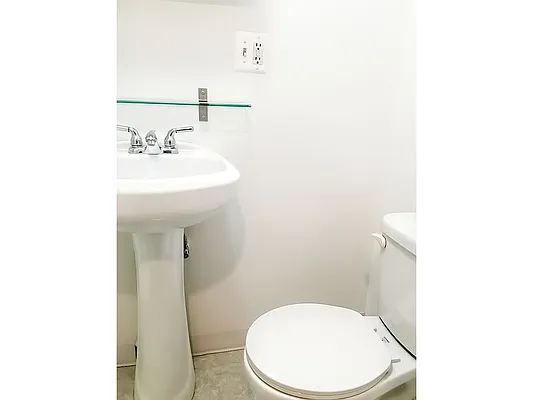 Rented by MNS | media 15