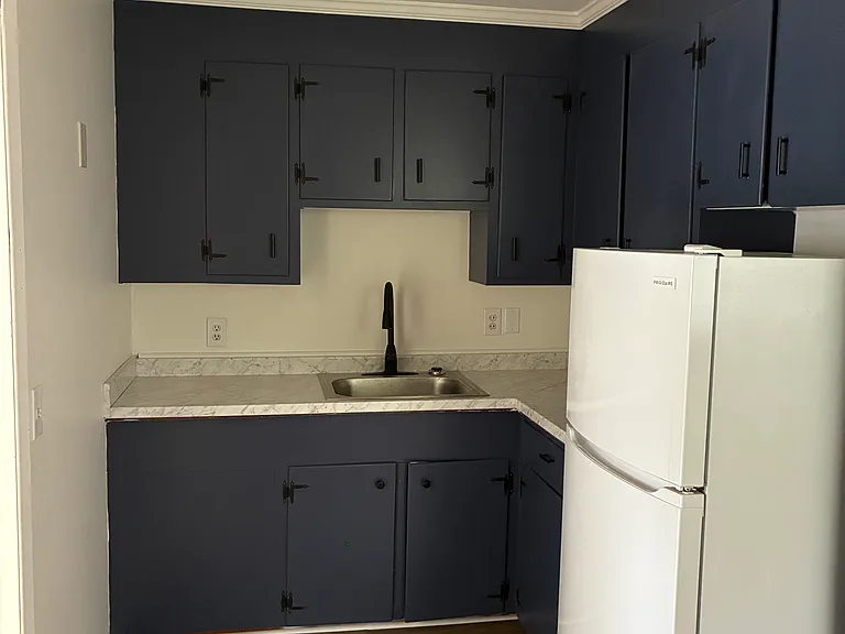 119 Old Country Club Rd #6 — Photo 12