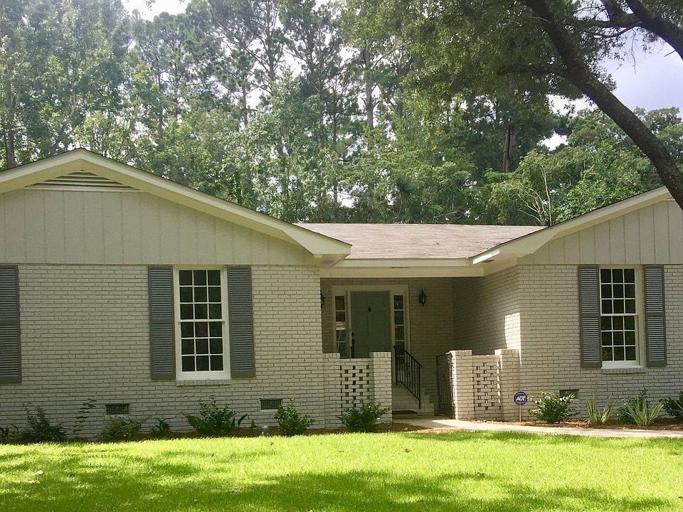 1st image of 2103 Westfield Dr