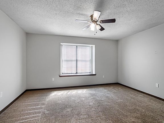 5th image of 1305 Collier Dr