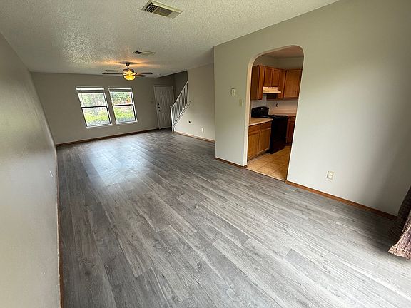 5th image of 10735 Juniper Pass