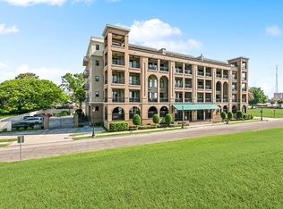 504 1st St UNIT 102, Gretna, LA 70053