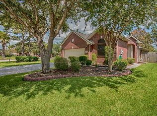 2207 E Marsala Dr, Pearland, TX 77581