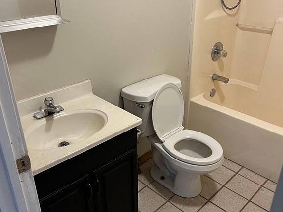 5th image of 5501 Babcock Blvd APT 4
