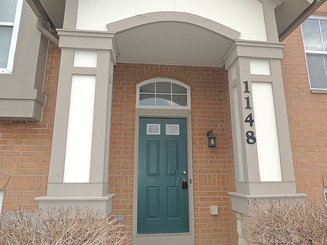 1st image of 1148 N Claremont Dr