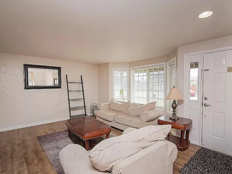 7715 Galiano Dr — Photo 4