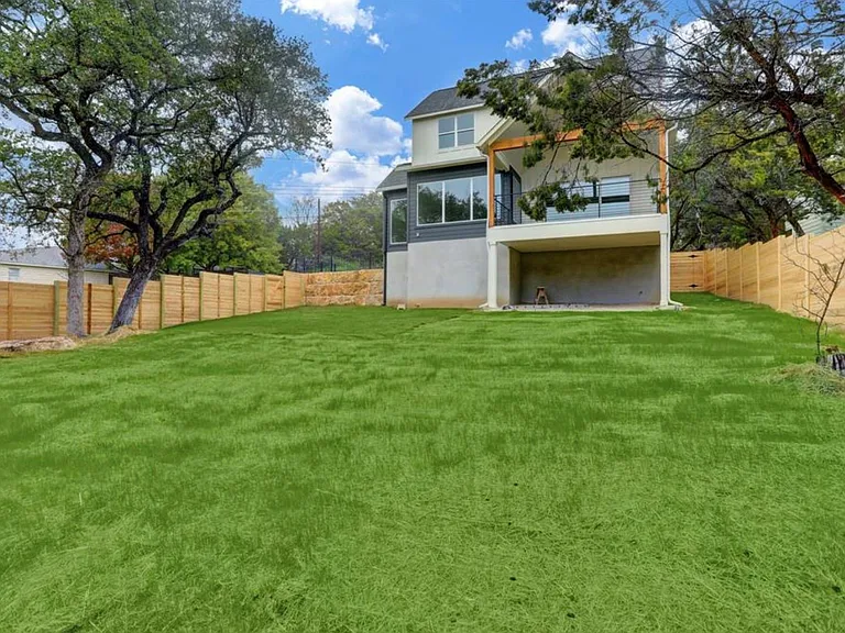 2603 Nocona Trl — Photo 19