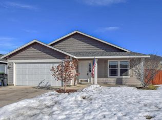 209 Sterling St, Moxee, WA 98936