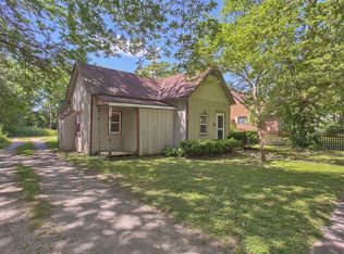 305 E Byron St, Sidney, IL