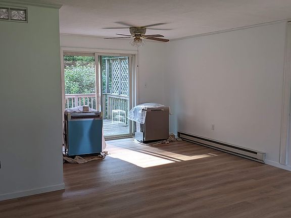 Dining Room area. Appliances to be newly installed.