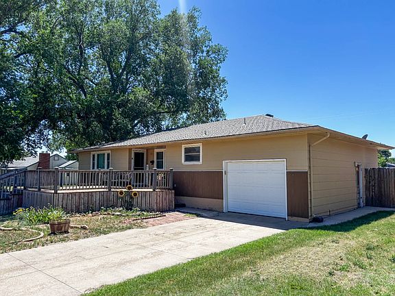 2nd image of 503 Radloff Ave