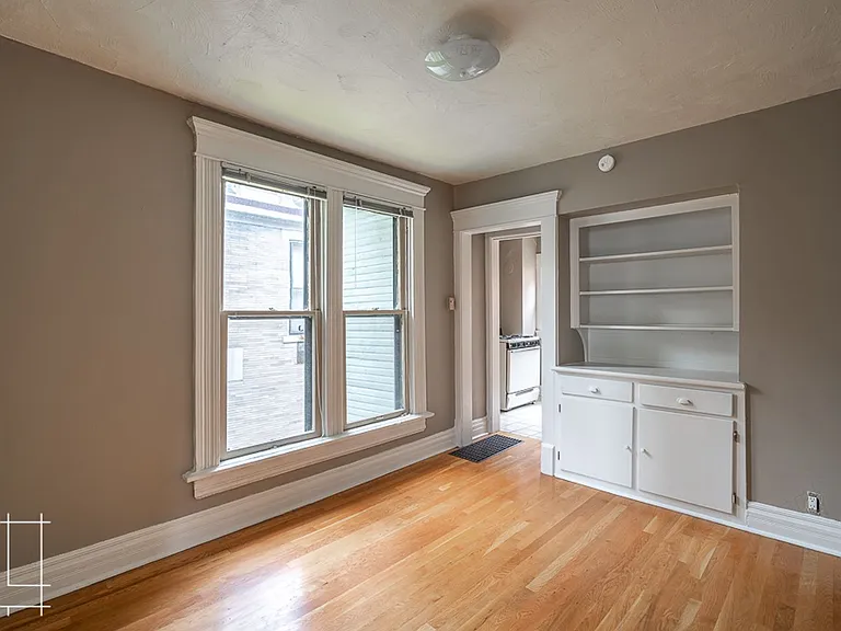 207 W Hubbard Ave — Photo 10