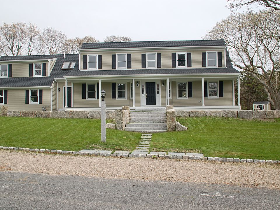2nd image of 32 Heritage Dr