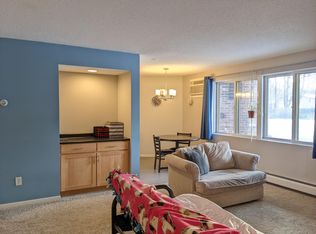 6013 W Broadway Ave APT 105, New Hope, MN 55428