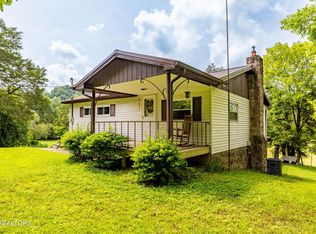 1527 Porter Bridge Rd, Maryville, TN 37803