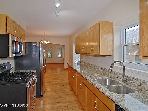 4th image of 426 S 15th Ave