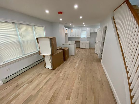 5th image of 4725 Bronx Blvd #Roy