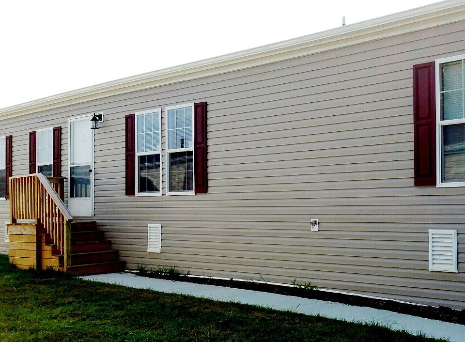 1st image of 323 Joan Dr