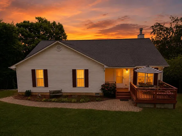 1220 Lone Mountain Dr, Dayton, TN 37321