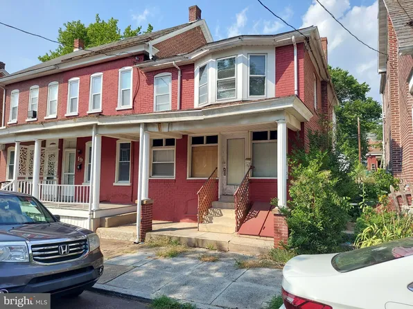 19 W 5th St, Pottstown, PA 19464
