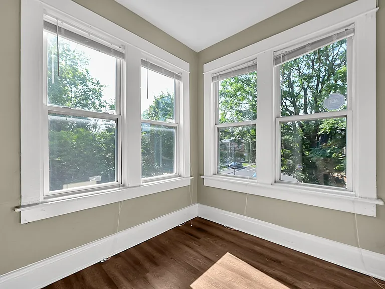 345 Chittenden Ave #D — Photo 12