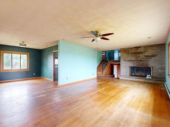5th image of 4402 S Mattis Ave