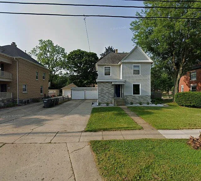 205 W Michigan Ave #A — Photo 1