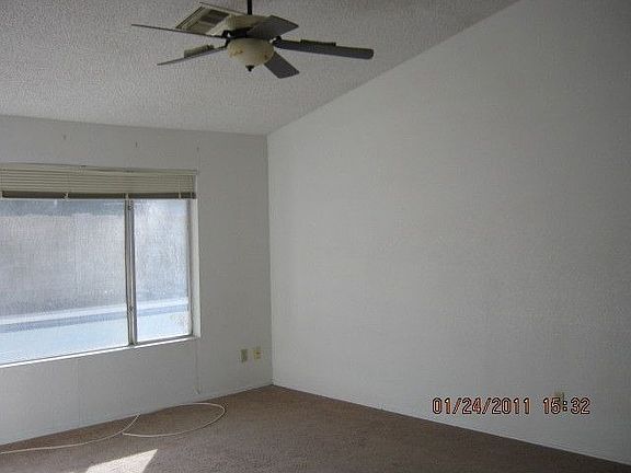 4th image of 721 W Sequoia Dr