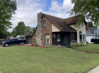 403 Cleveland St, Bad Axe, MI 48413