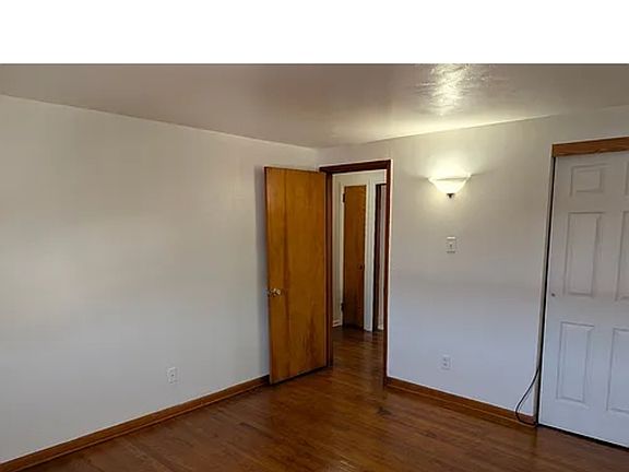 4th image of 110 Homewood Ave #107