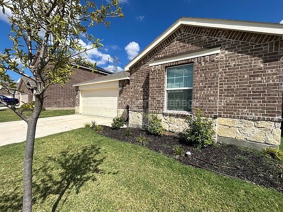 5th image of 4644 Benham Dr