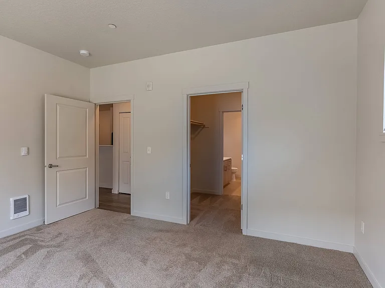 Sandyplace Apartment Homes — Photo 32