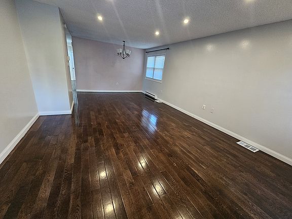 2nd image of 705 Pennsylvania Ave