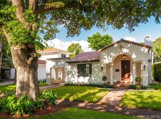 6908 Portillo St, Coral Gables, FL 33146