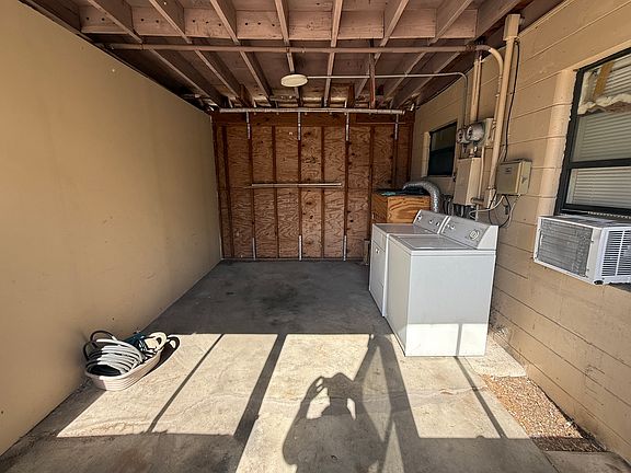 3rd image of 1020 Queen St N #1026A