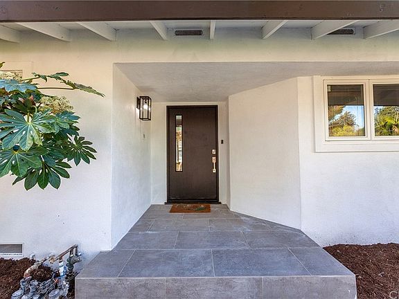 4th image of 1311 S Hidden Valley Dr