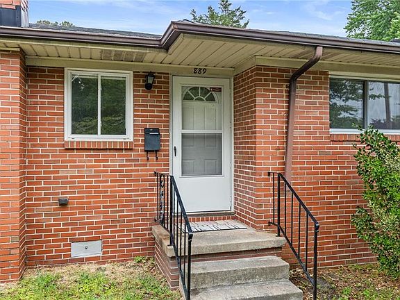 2nd image of 889 Hopwood Ln