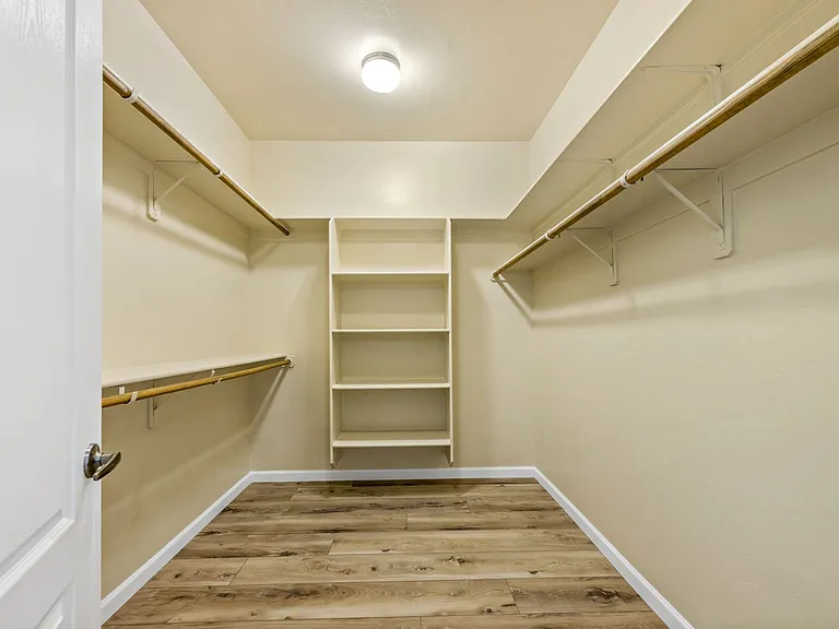 4261 N Golden Ridge Ln — Photo 20