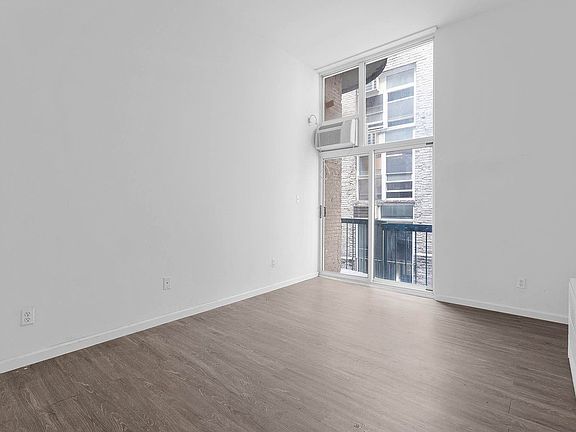 3rd image of 88 Fulton St #217